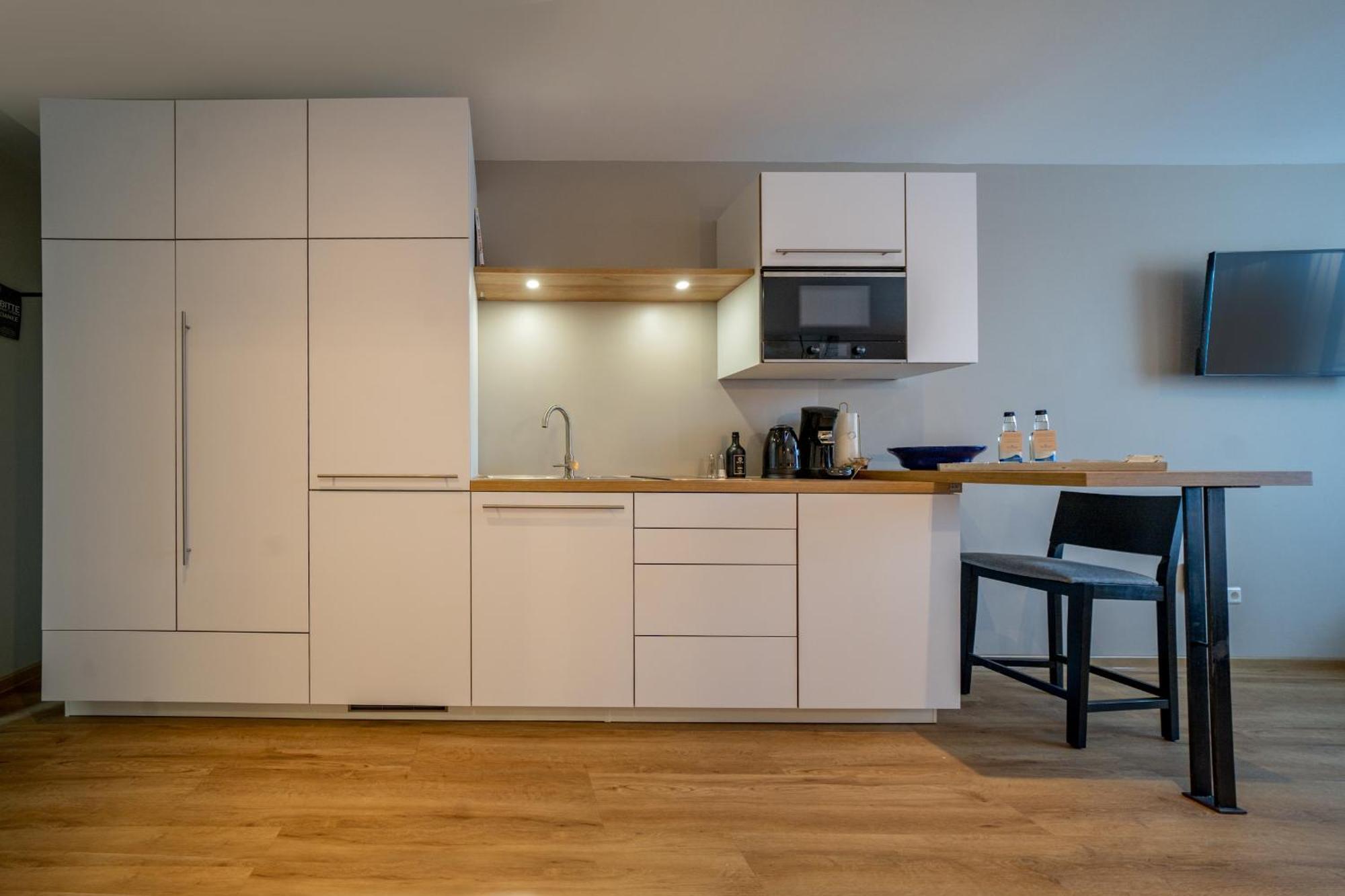 Bodenseezeit Apartmenthotel Garni Линдау Экстерьер фото