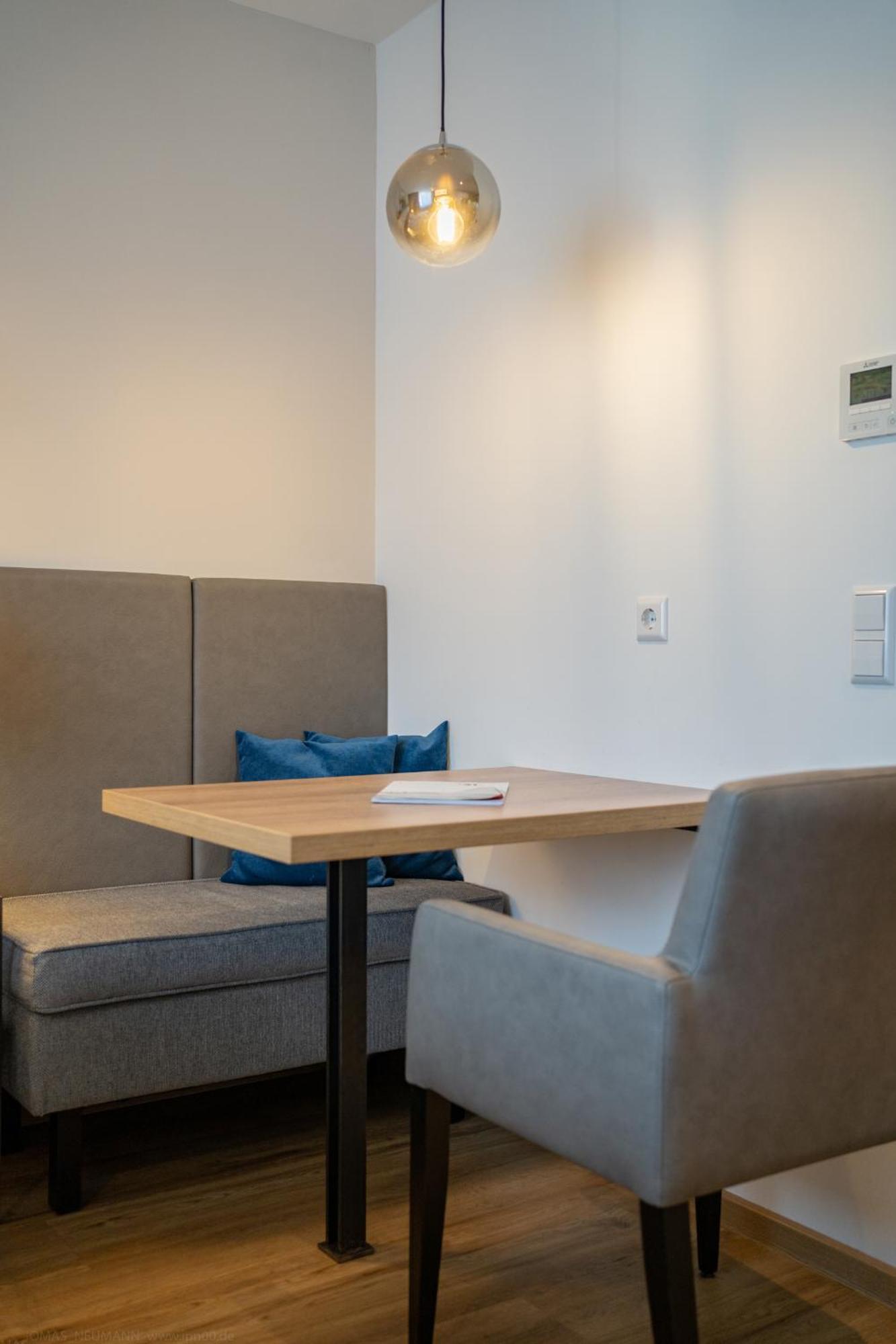 Bodenseezeit Apartmenthotel Garni Линдау Экстерьер фото