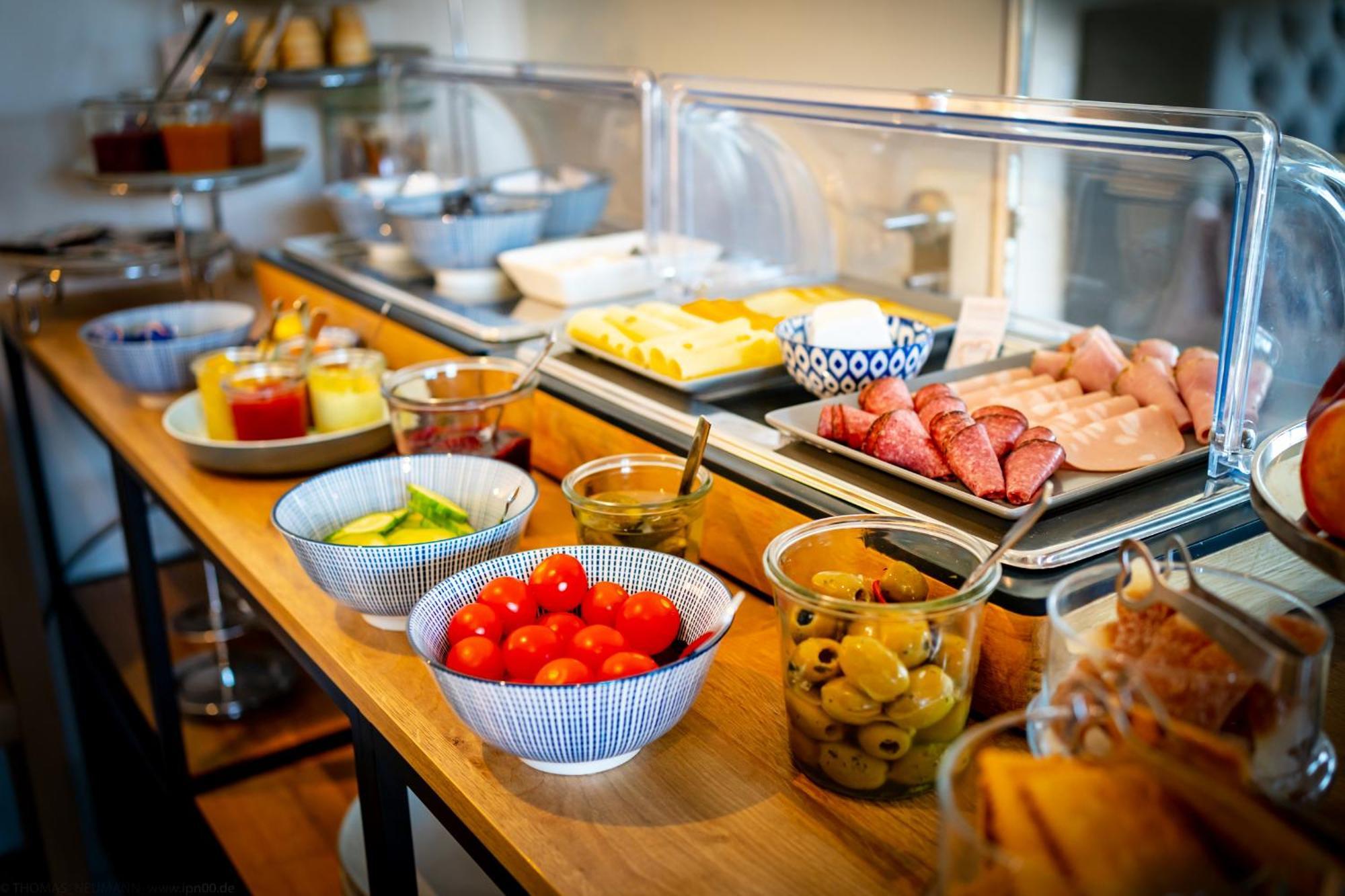 Bodenseezeit Apartmenthotel Garni Линдау Экстерьер фото